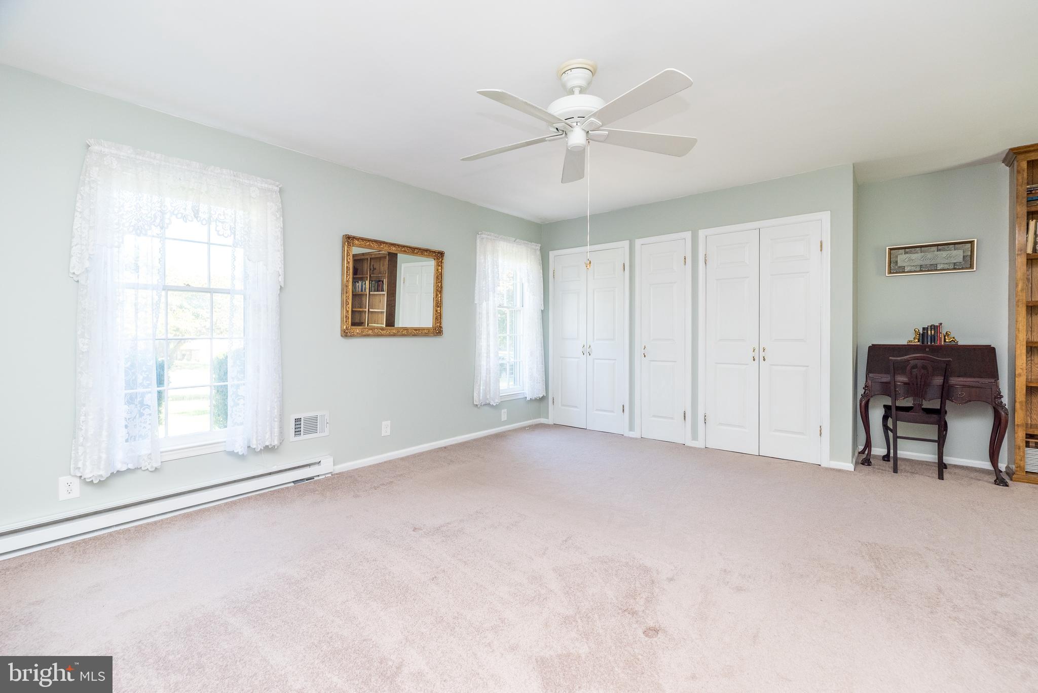 1208 DICKINSON DRIVE