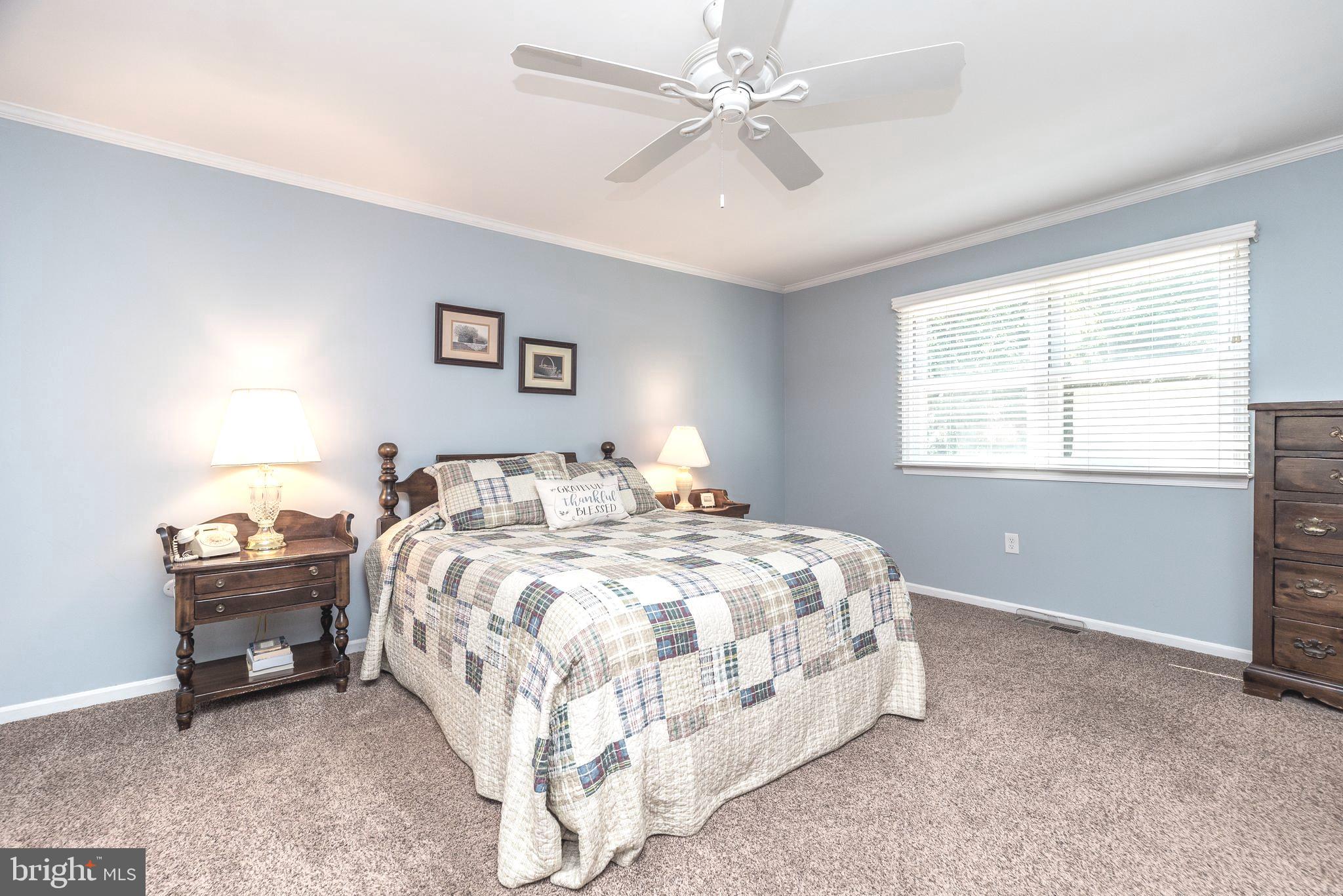 1208 DICKINSON DRIVE