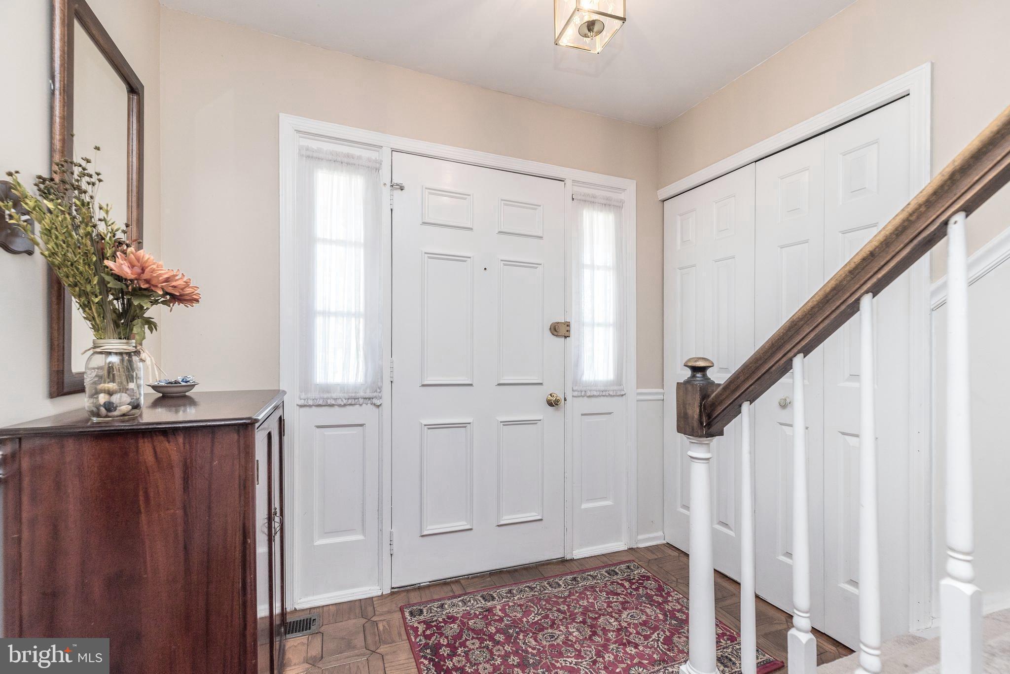 1208 DICKINSON DRIVE