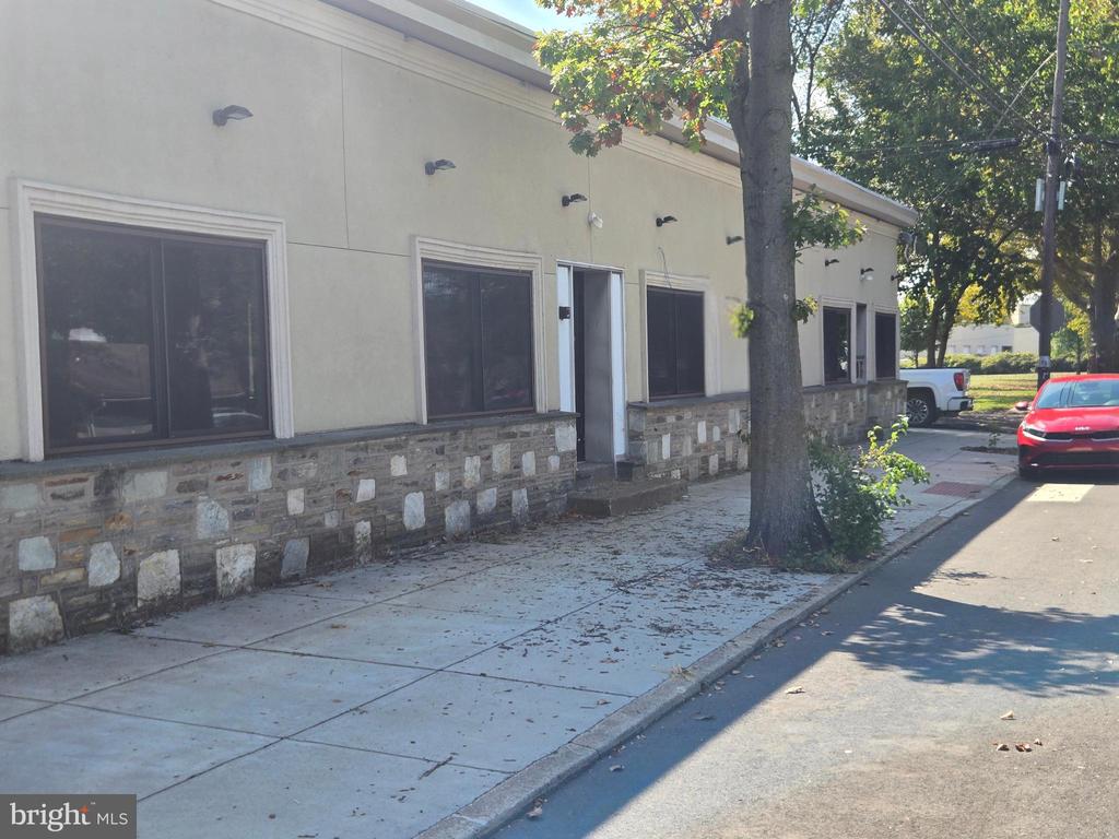 400 OTTER STREET