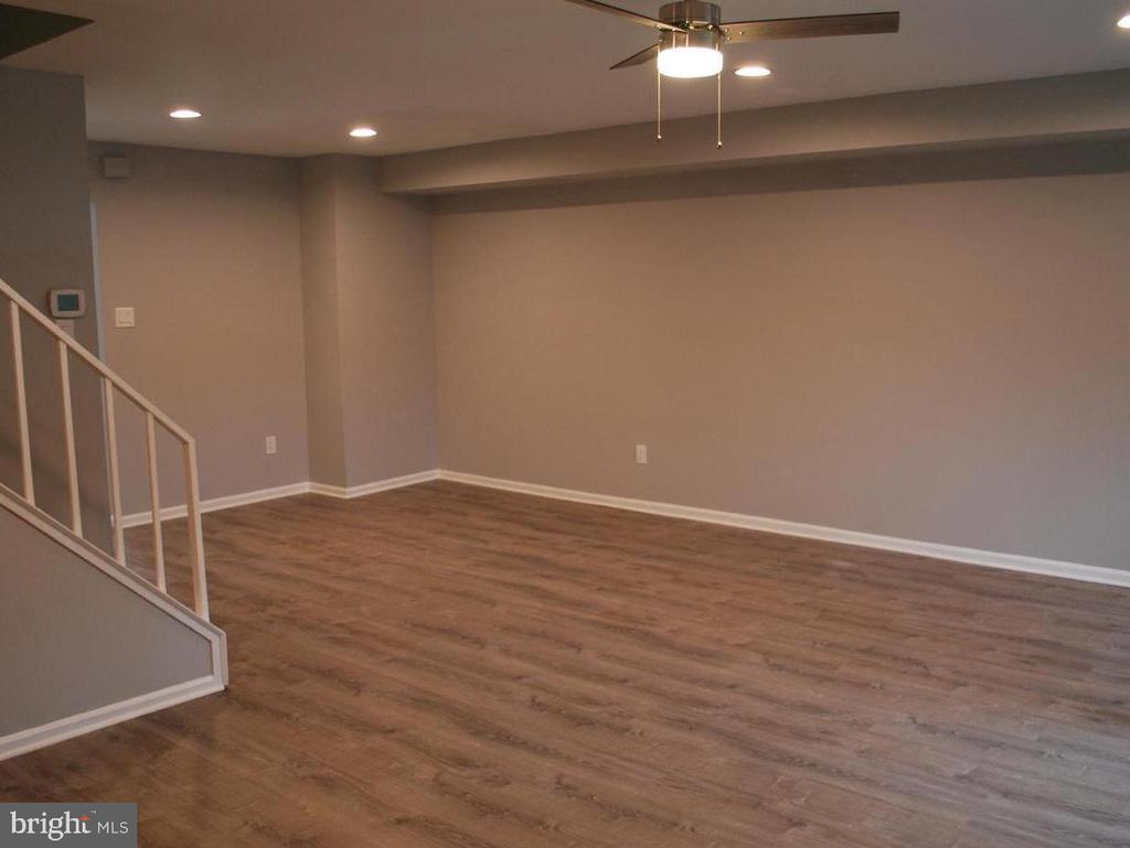 3408 STAFFORD PLACE