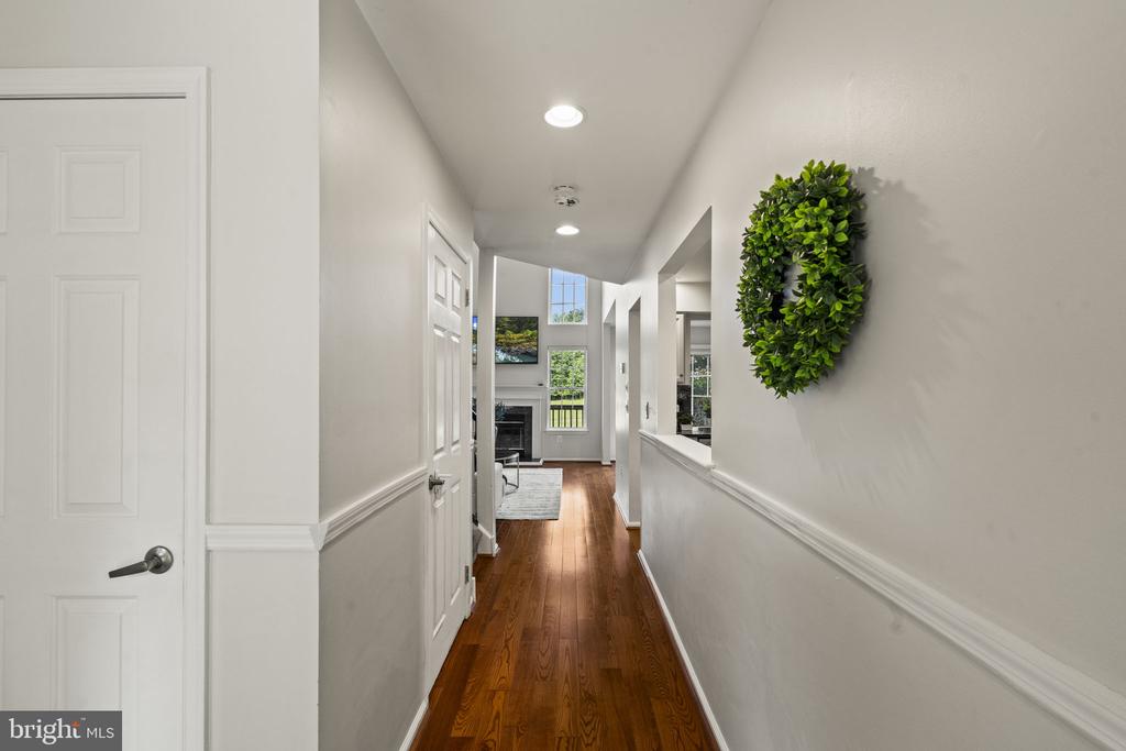 14 SPARROW WALK