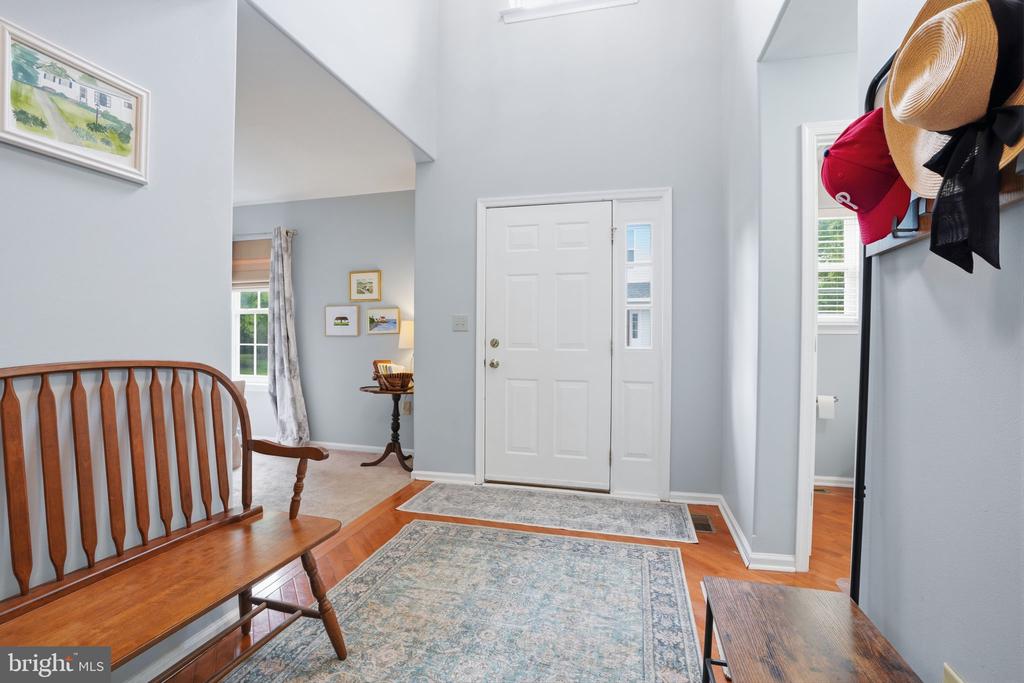 272 HAMPSHIRE DRIVE