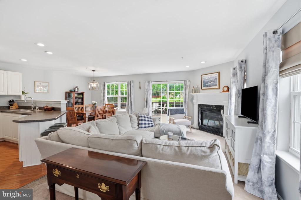 272 HAMPSHIRE DRIVE