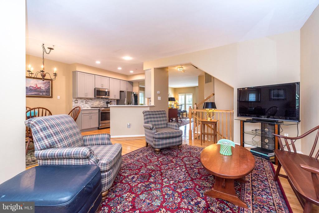 2601 CRABAPPLE CIRCLE