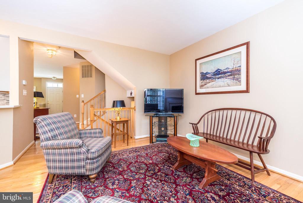 2601 CRABAPPLE CIRCLE