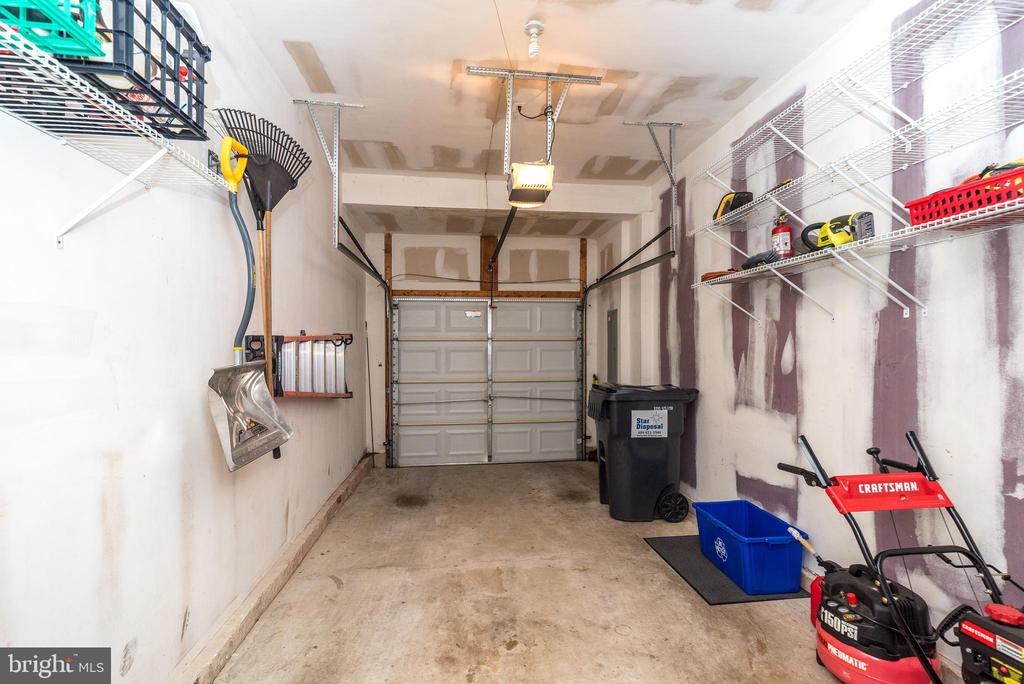 2601 CRABAPPLE CIRCLE