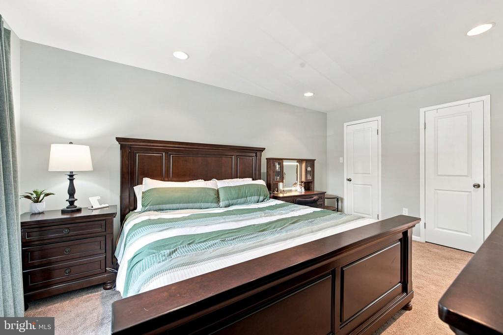 301 MEWS DRIVE