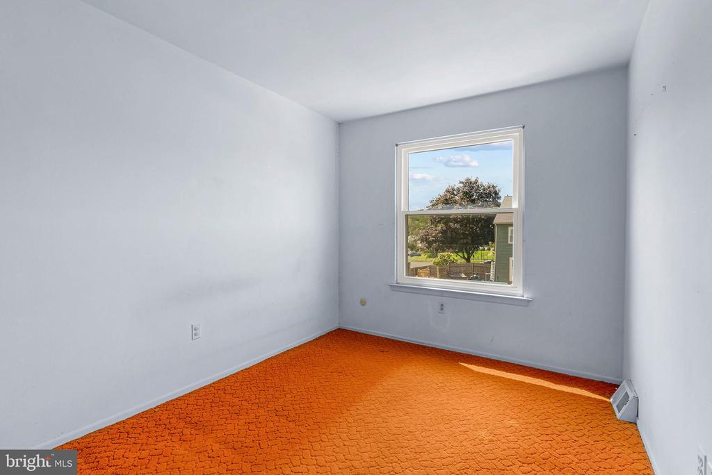 5110 EUSTON COURT