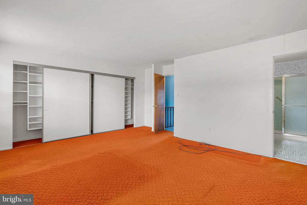 5110 EUSTON COURT