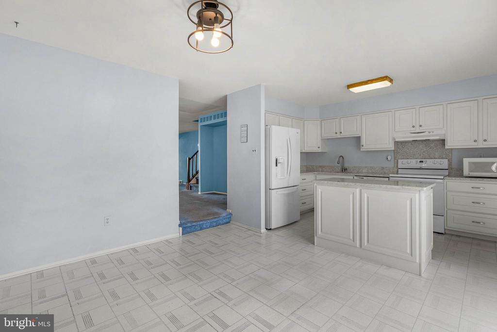 5110 EUSTON COURT
