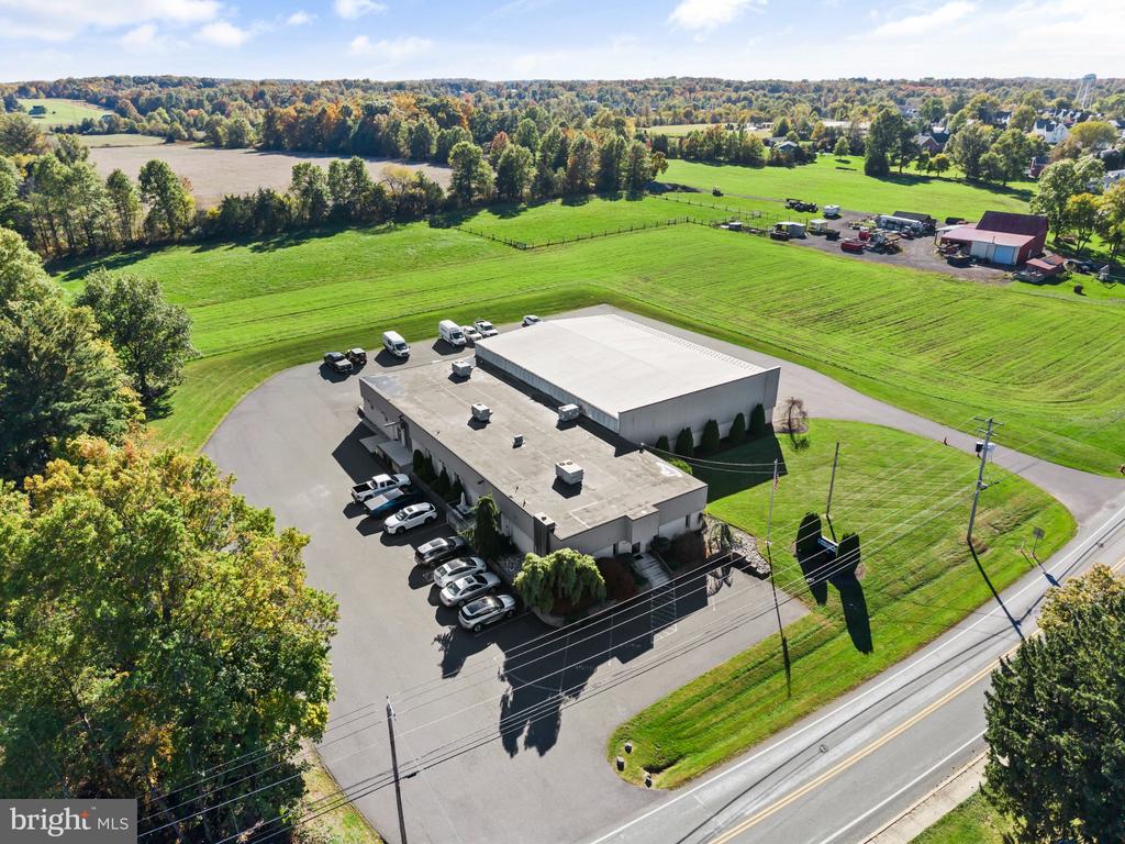 2525 TOLLGATE ROAD