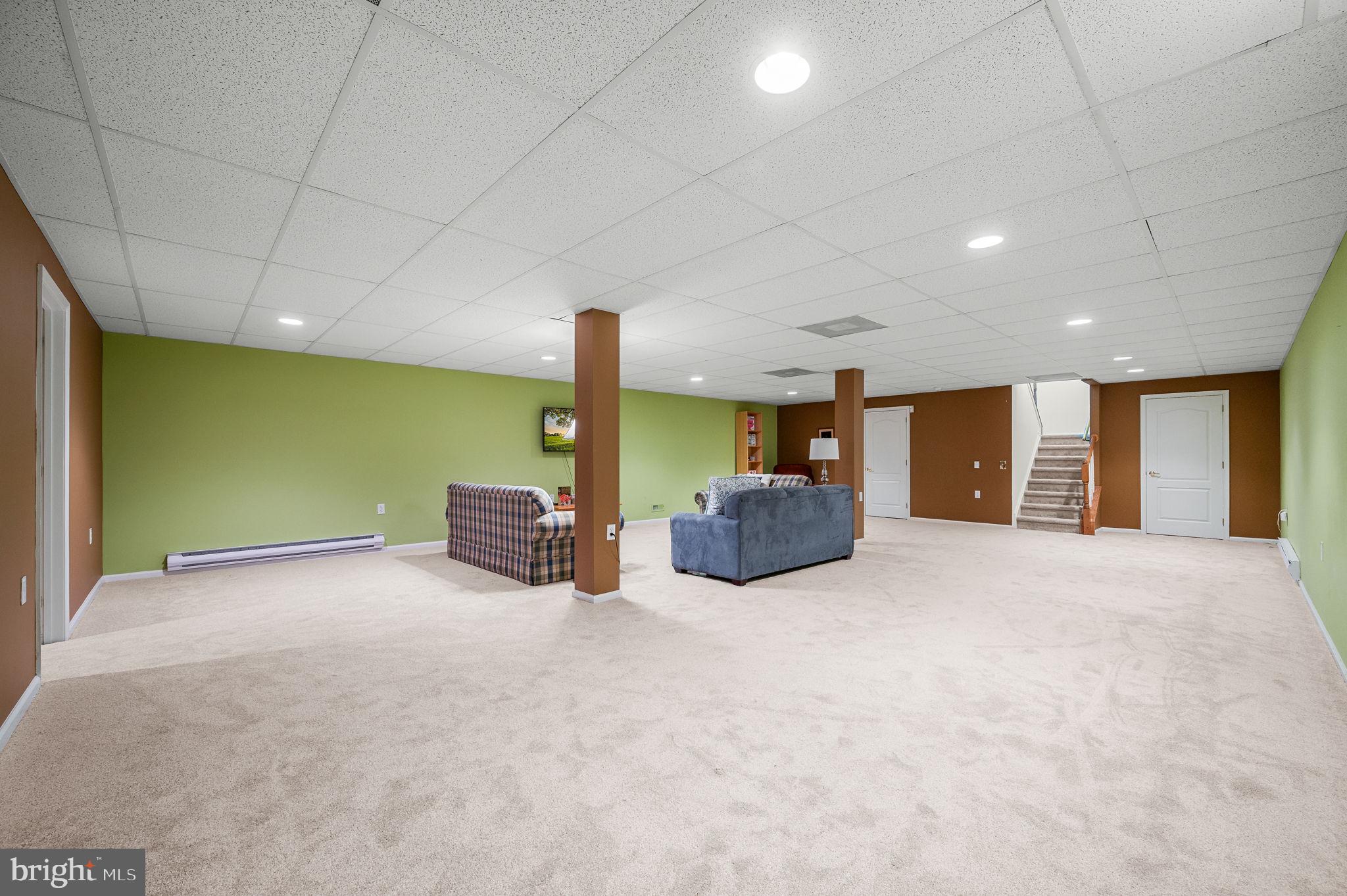 1479 QUAKER RIDGE
