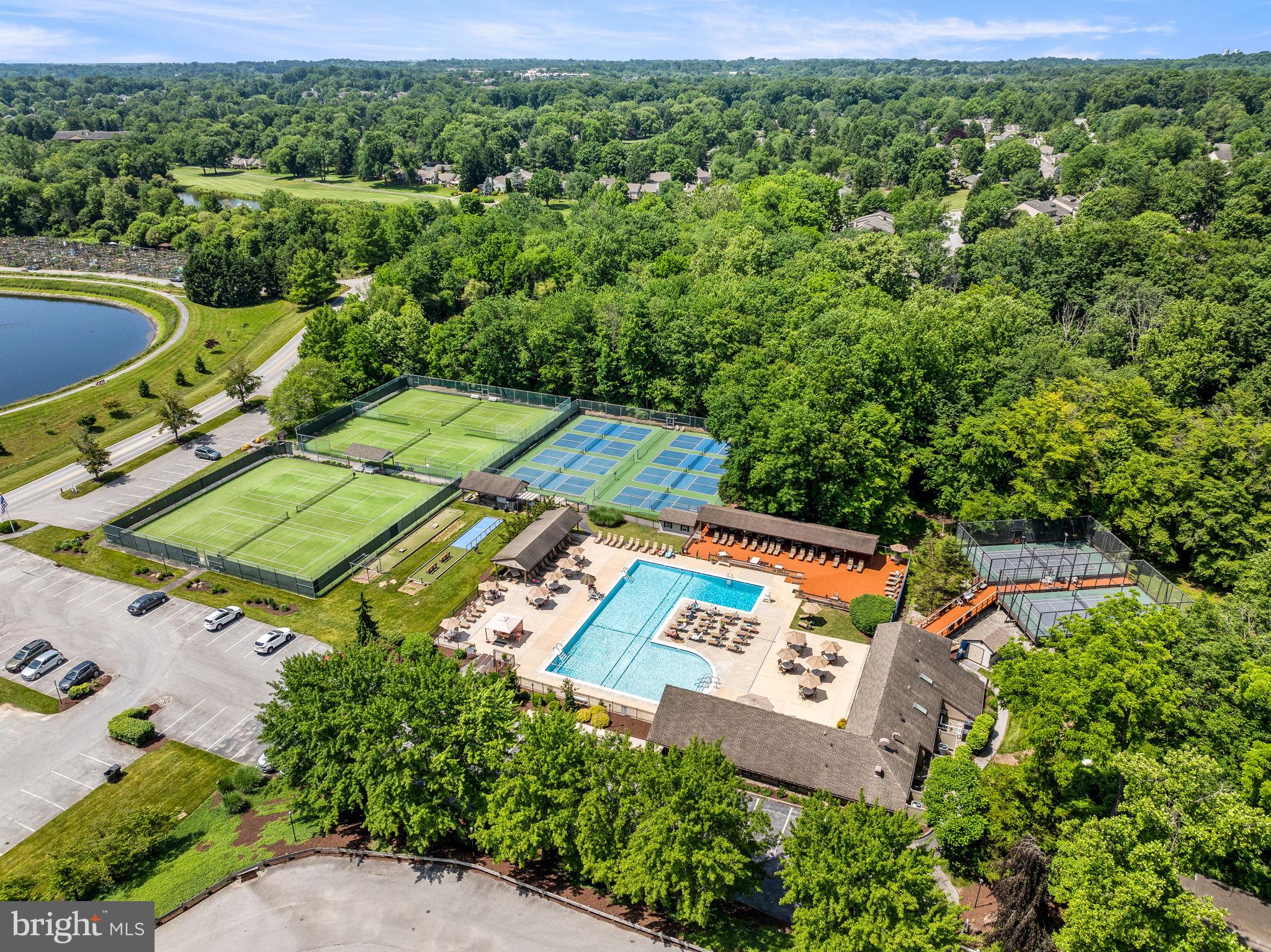 1479 QUAKER RIDGE