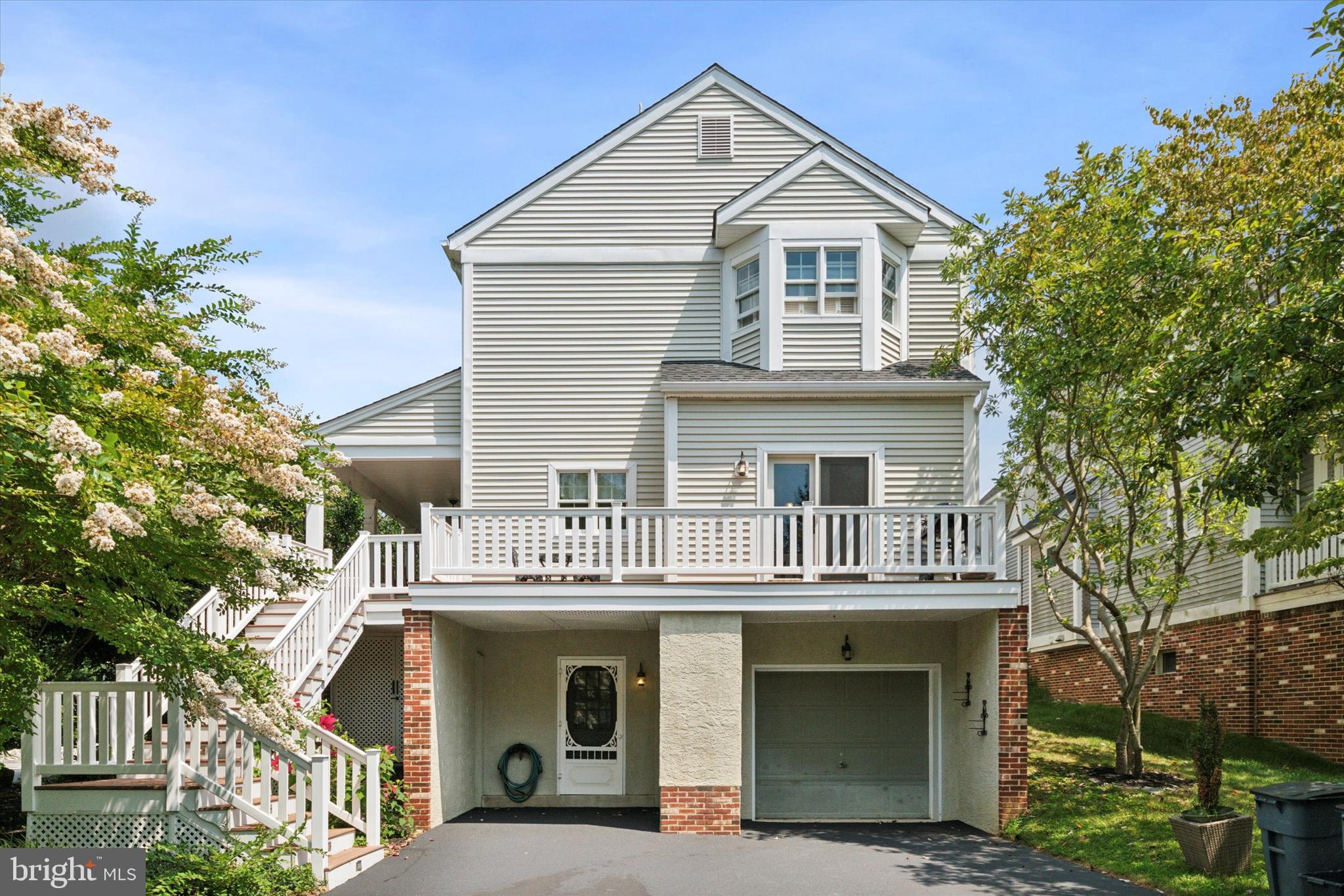 623 CARAVAY LANE