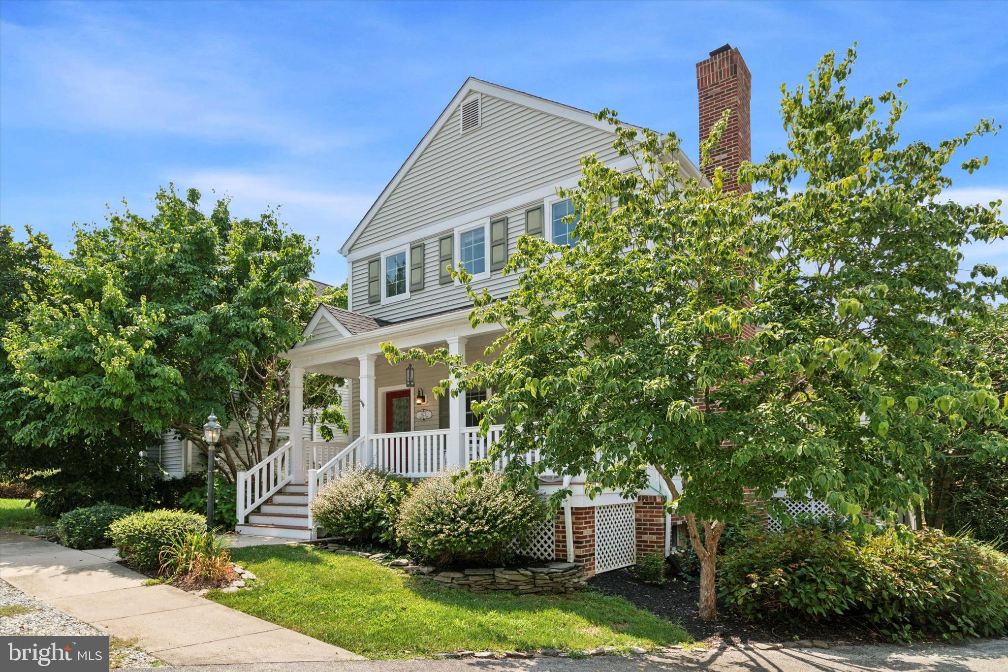 623 CARAVAY LANE