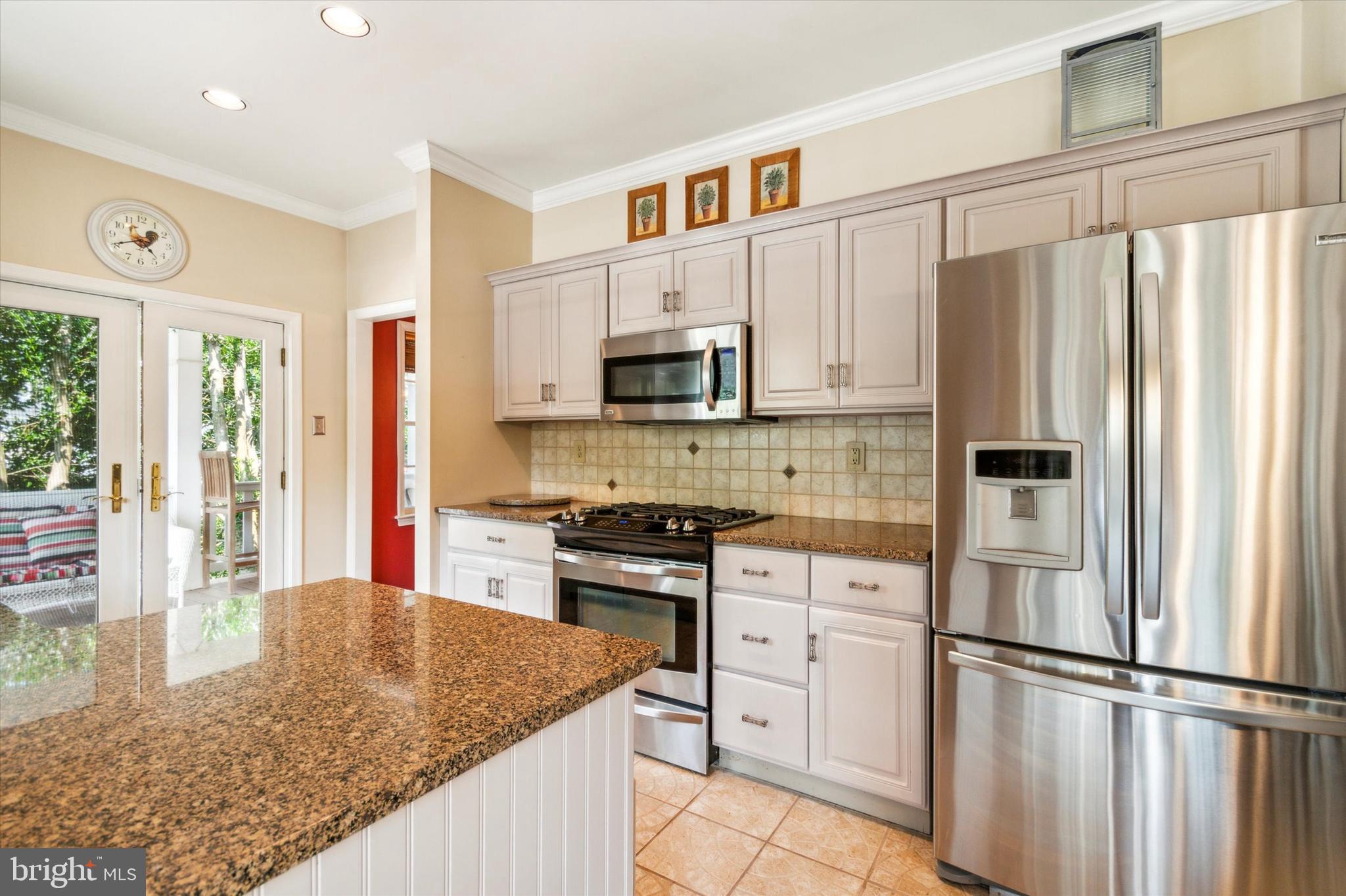 623 CARAVAY LANE