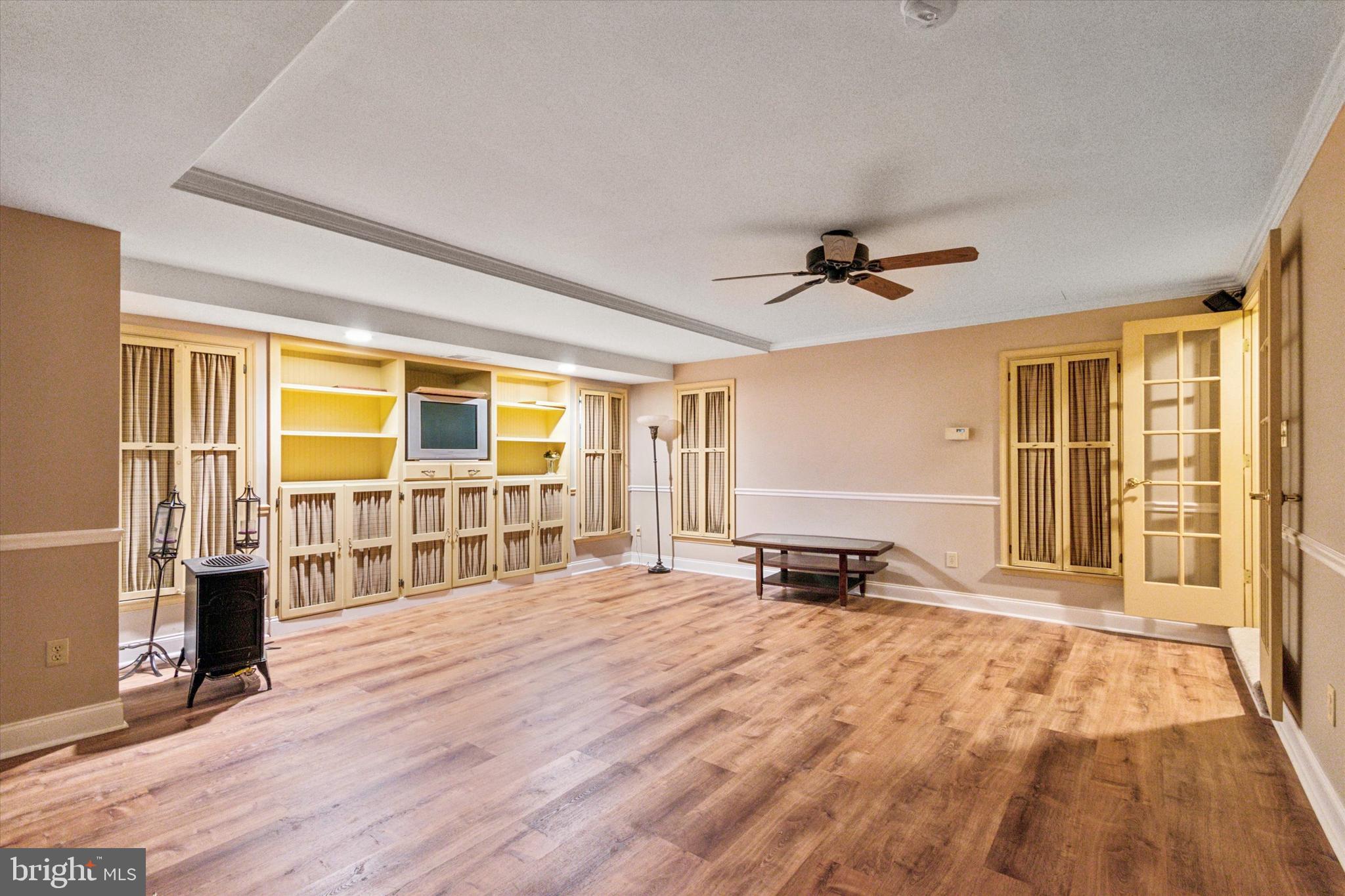 623 CARAVAY LANE