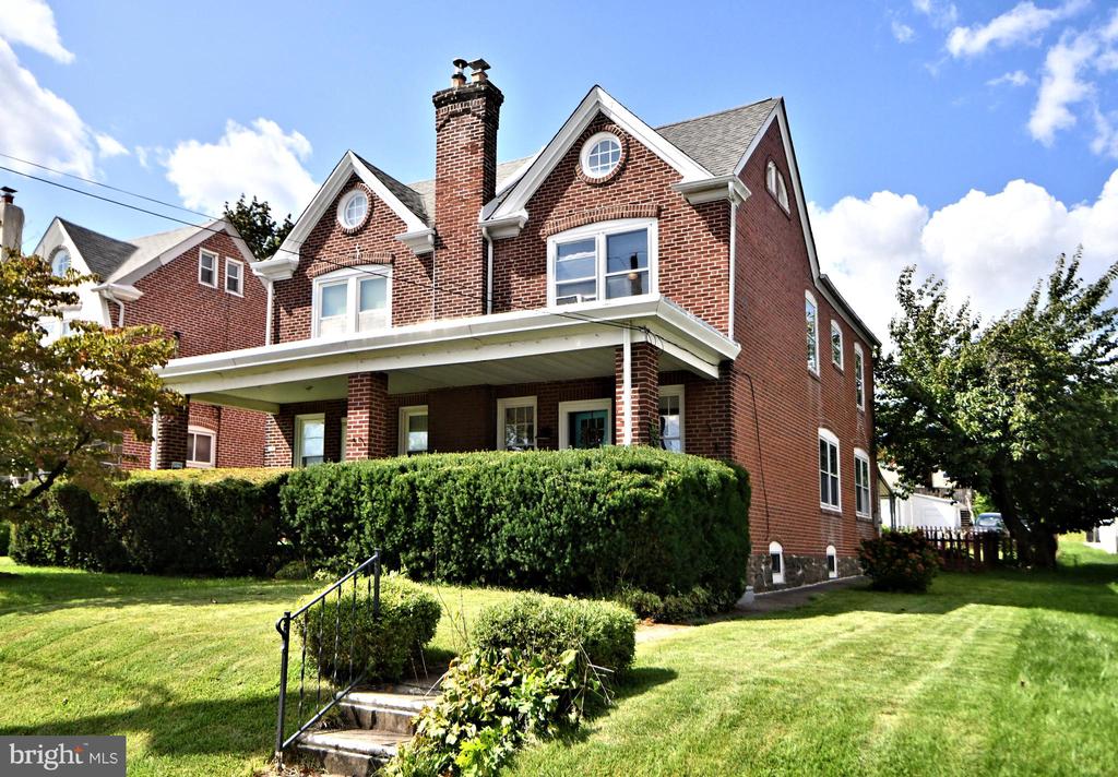 467 EMMETT STREET