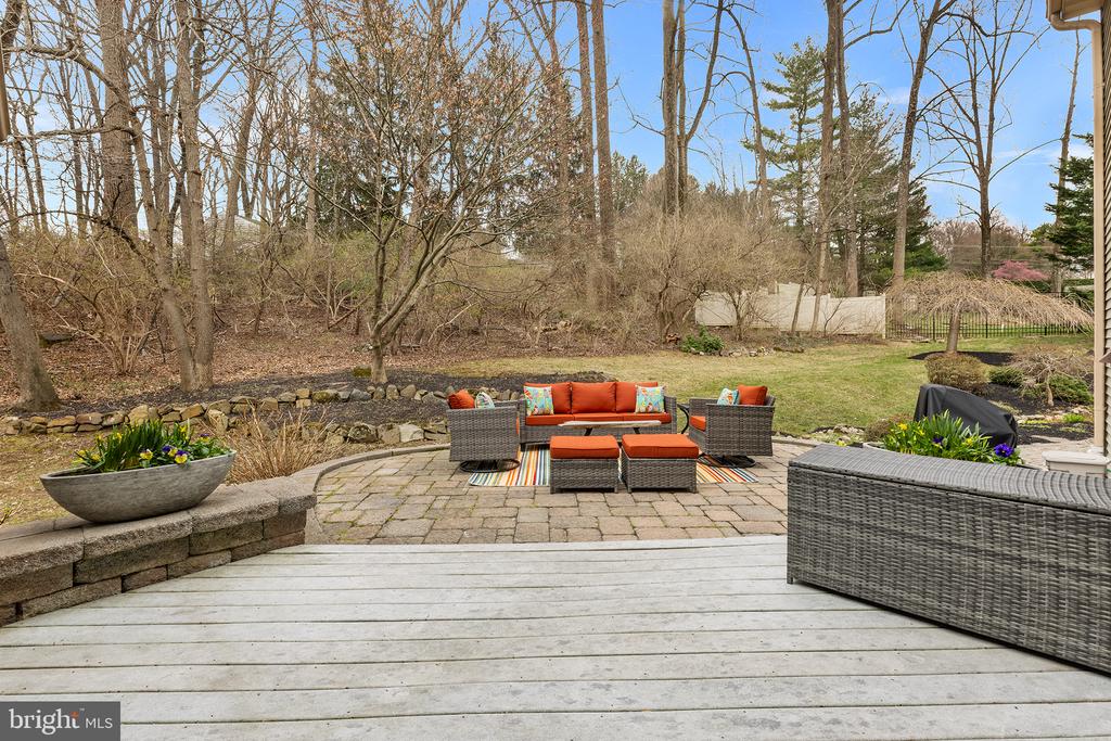 1110 MAULE LANE