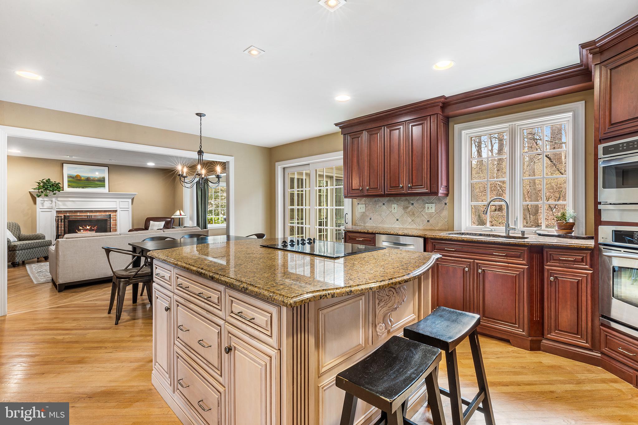 1110 MAULE LANE