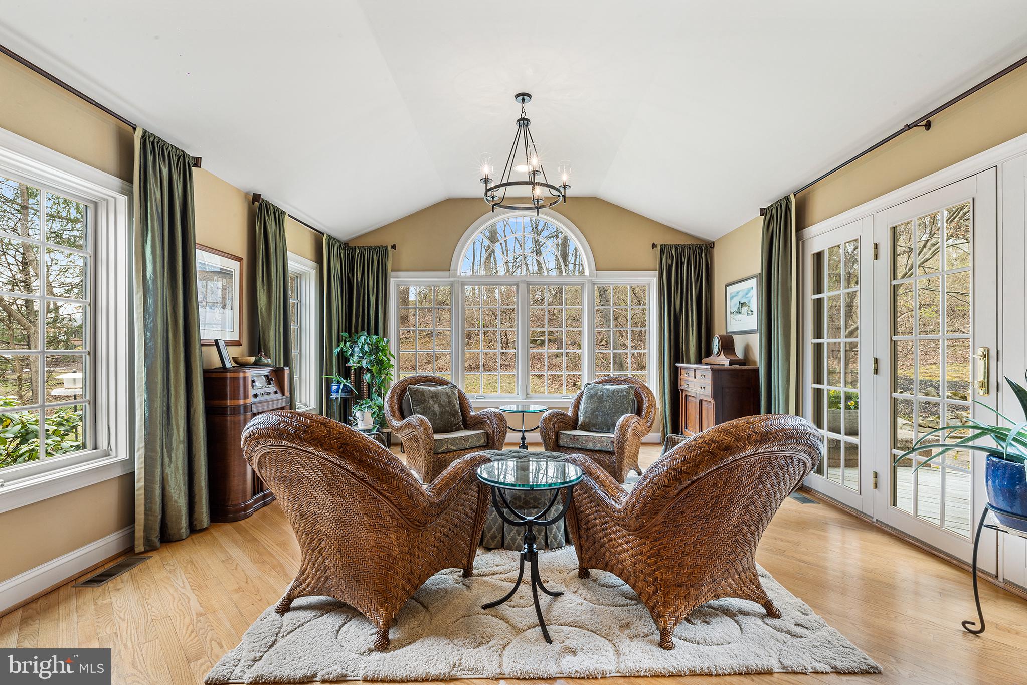 1110 MAULE LANE