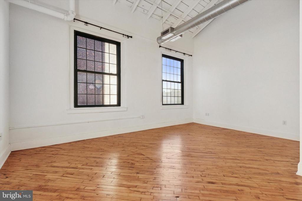 200 LINCOLN AVENUE 311