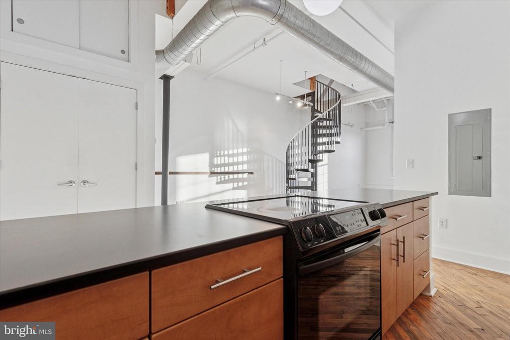 200 LINCOLN AVENUE 311