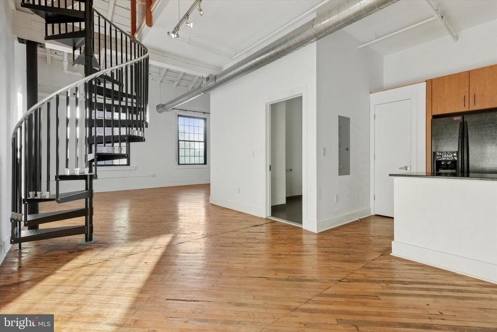 200 LINCOLN AVENUE 311