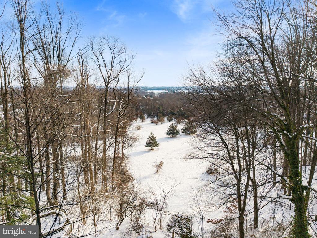 712 HIGHSPIRE ROAD