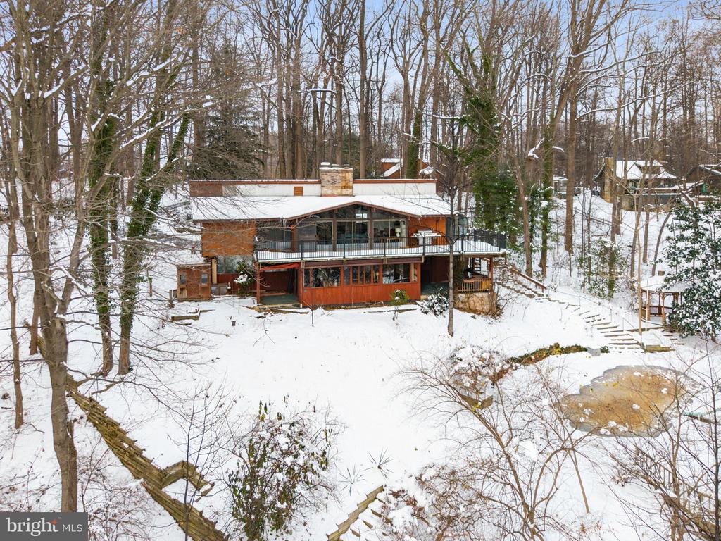 712 HIGHSPIRE ROAD