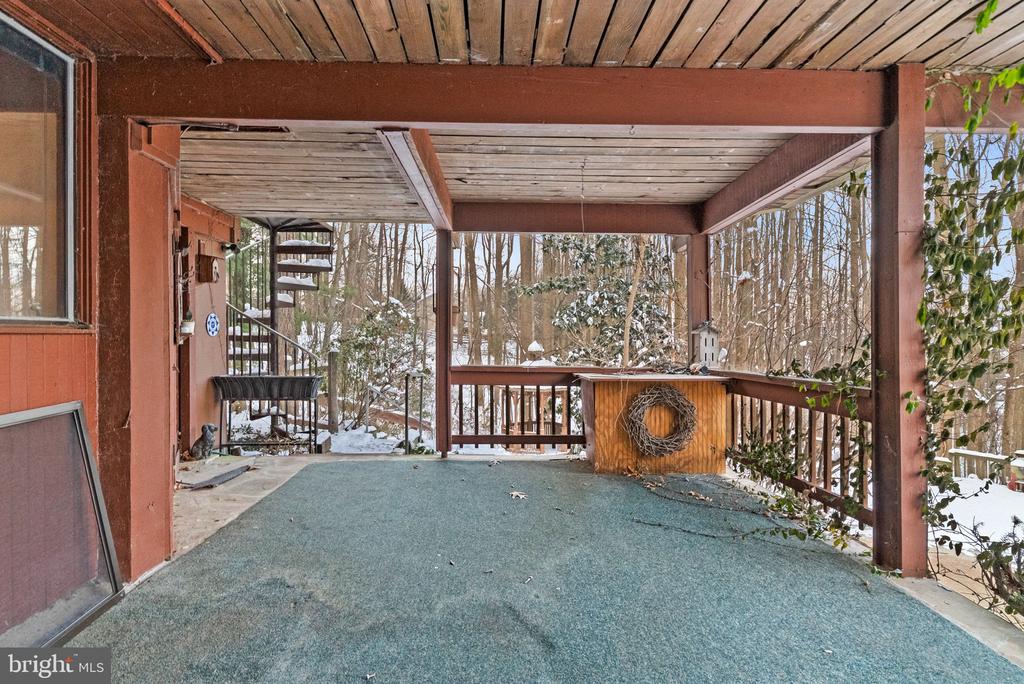 712 HIGHSPIRE ROAD