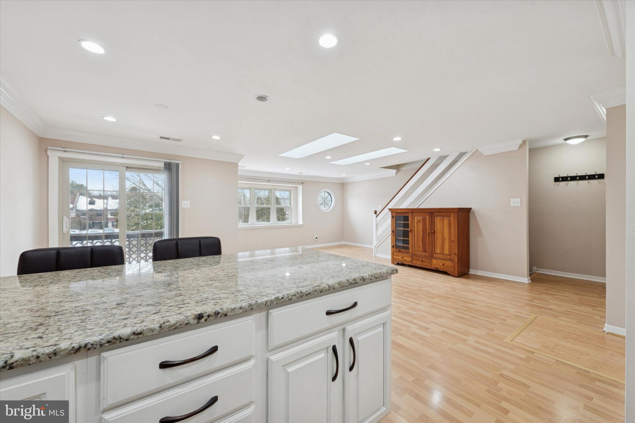 230 SMALLWOOD CT
