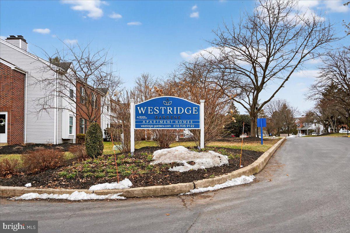 435 WESTRIDGE DRIVE 106