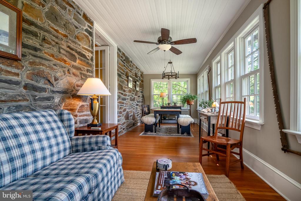 1175 MEETINGHOUSE ROAD
