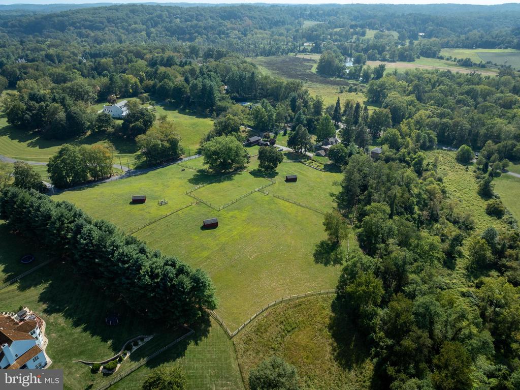 1175 MEETINGHOUSE ROAD