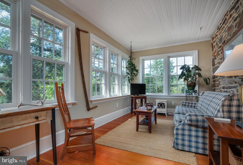 1175 MEETINGHOUSE ROAD