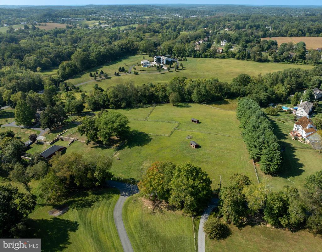 1175 MEETINGHOUSE ROAD