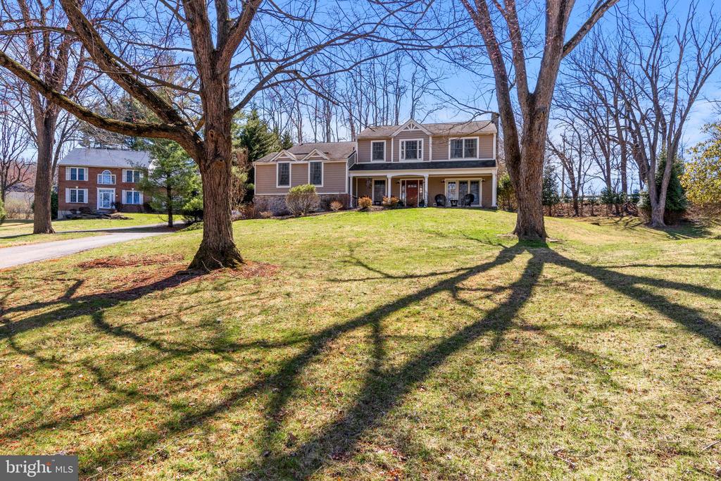 746 WESTWIND DRIVE