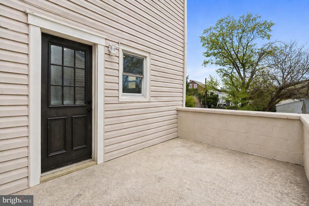 107 BRADFORD AVENUE