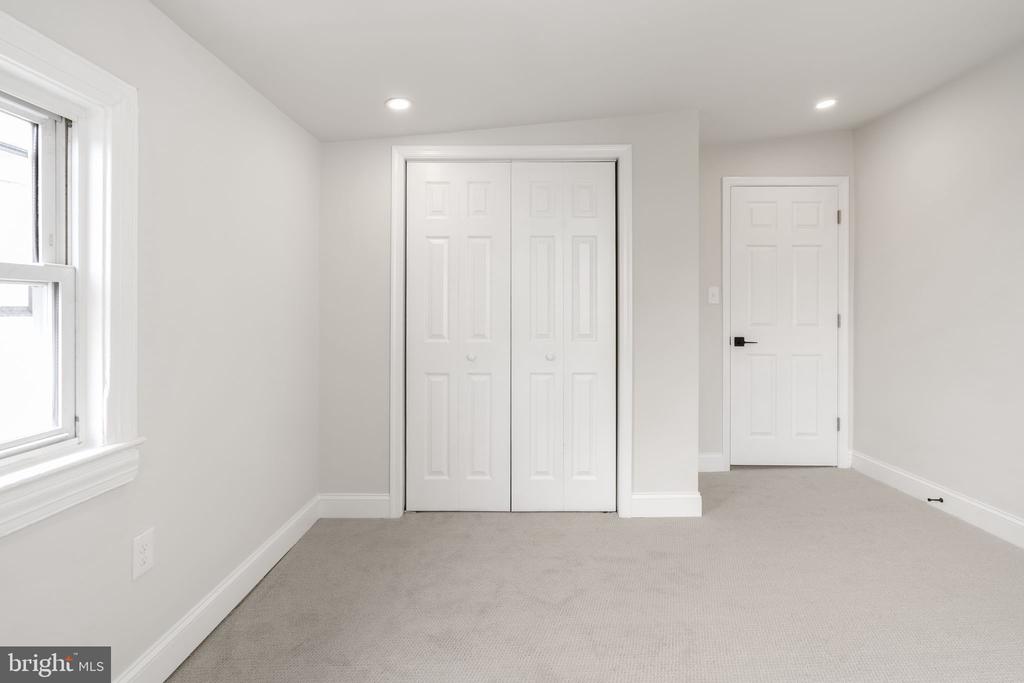 107 BRADFORD AVENUE