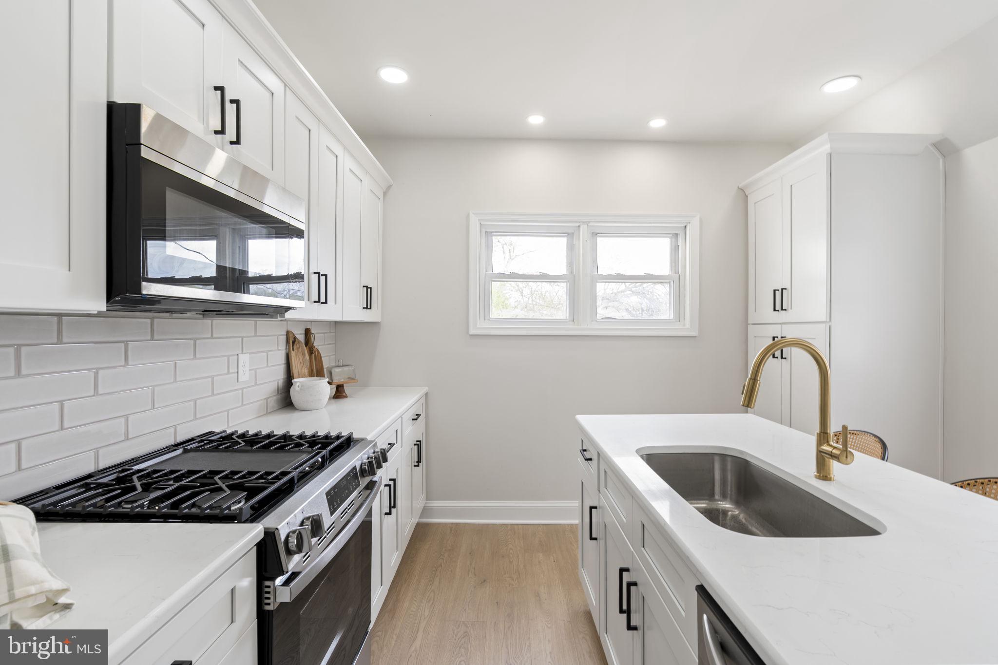 107 BRADFORD AVENUE