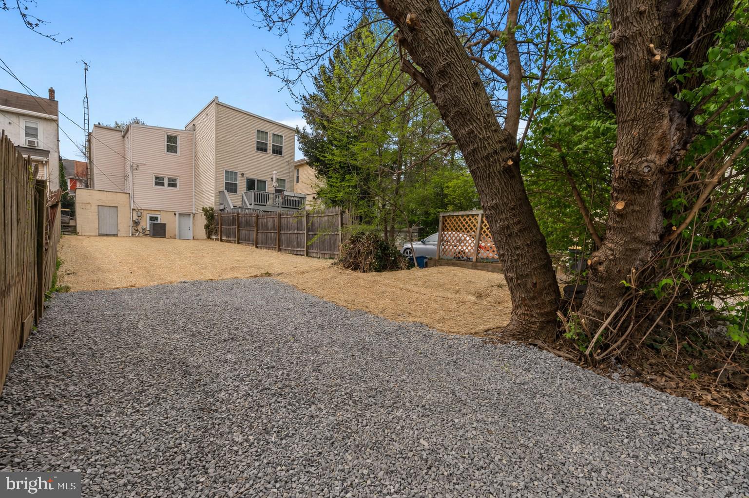 107 BRADFORD AVENUE