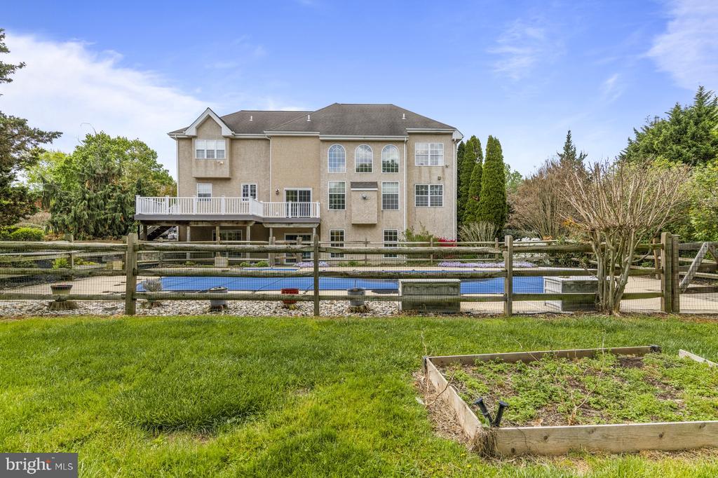507 KELLEHER DRIVE