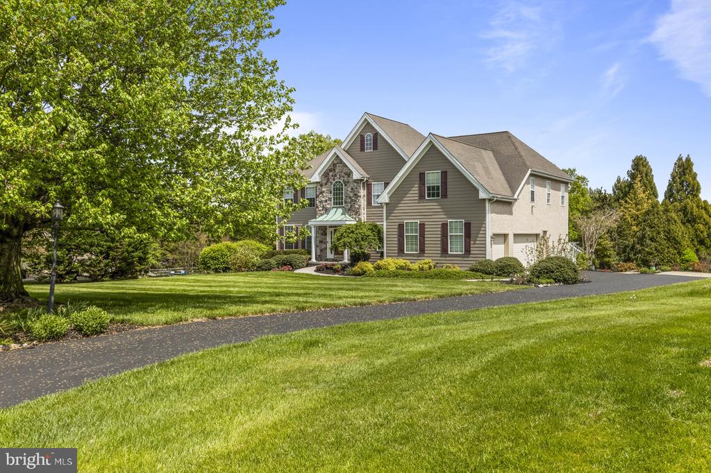 507 KELLEHER DRIVE