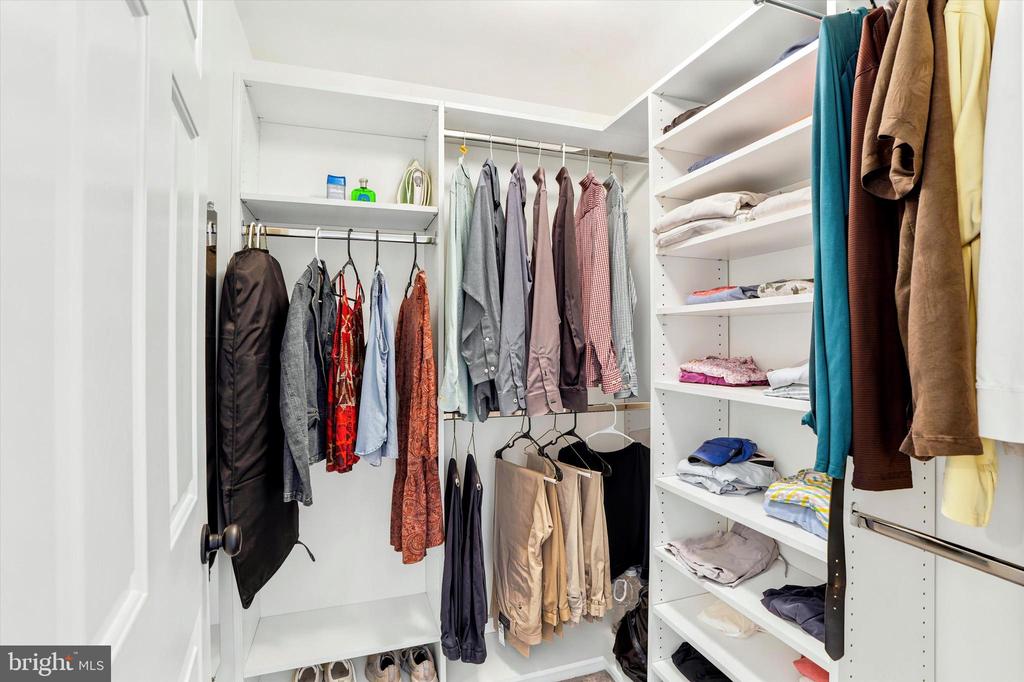 136 BRIDGE STREET Unit: 305
