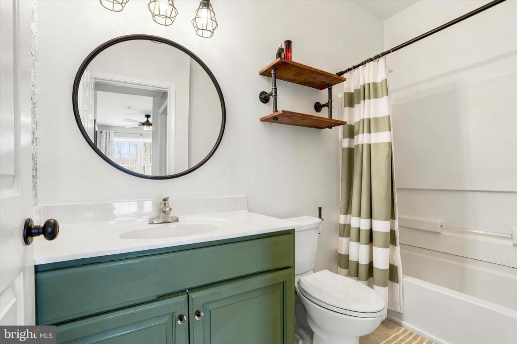 136 BRIDGE STREET Unit: 305