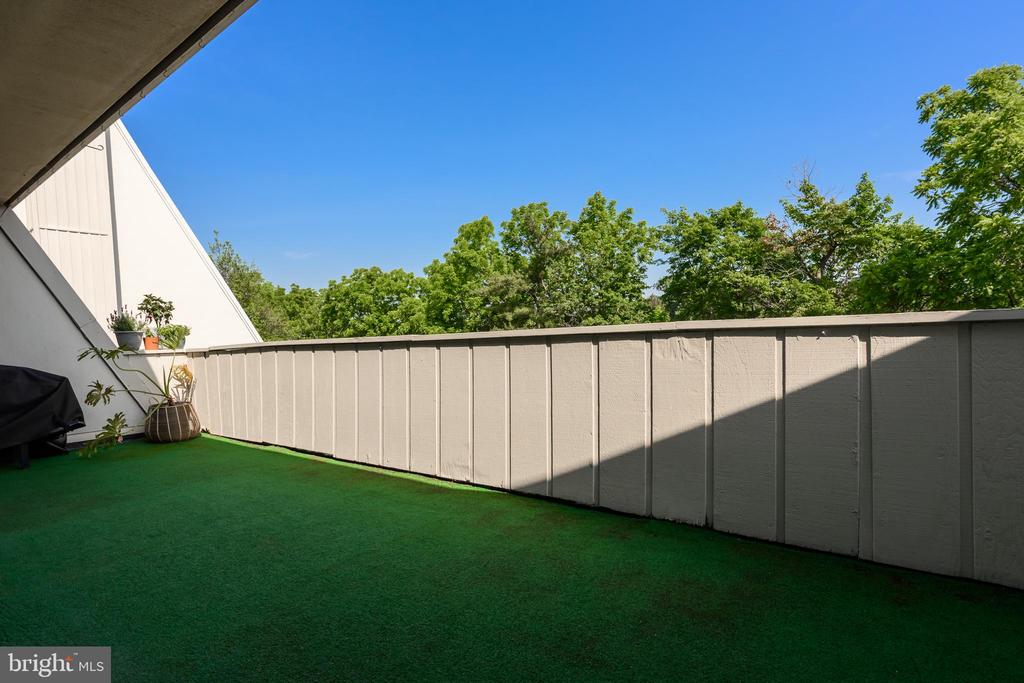 246 SUMMIT HOUSE Unit: 246