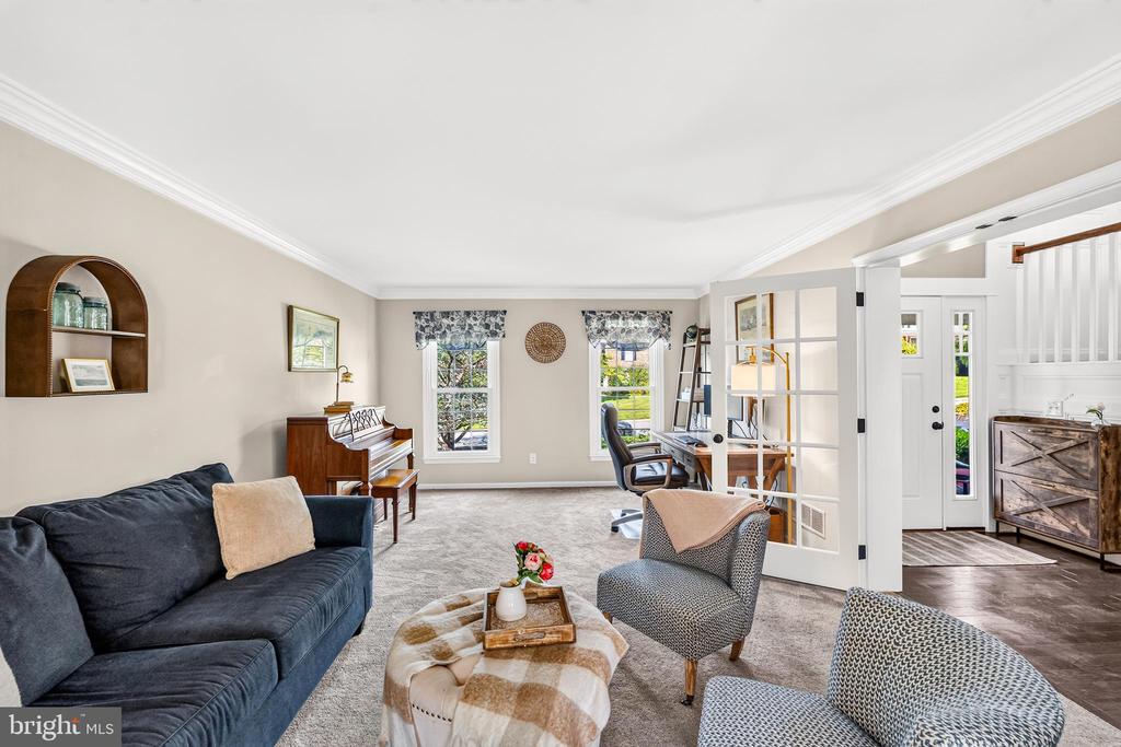 1110 COTSWOLD LANE