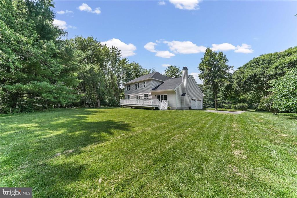 804 WAVERLY ROAD